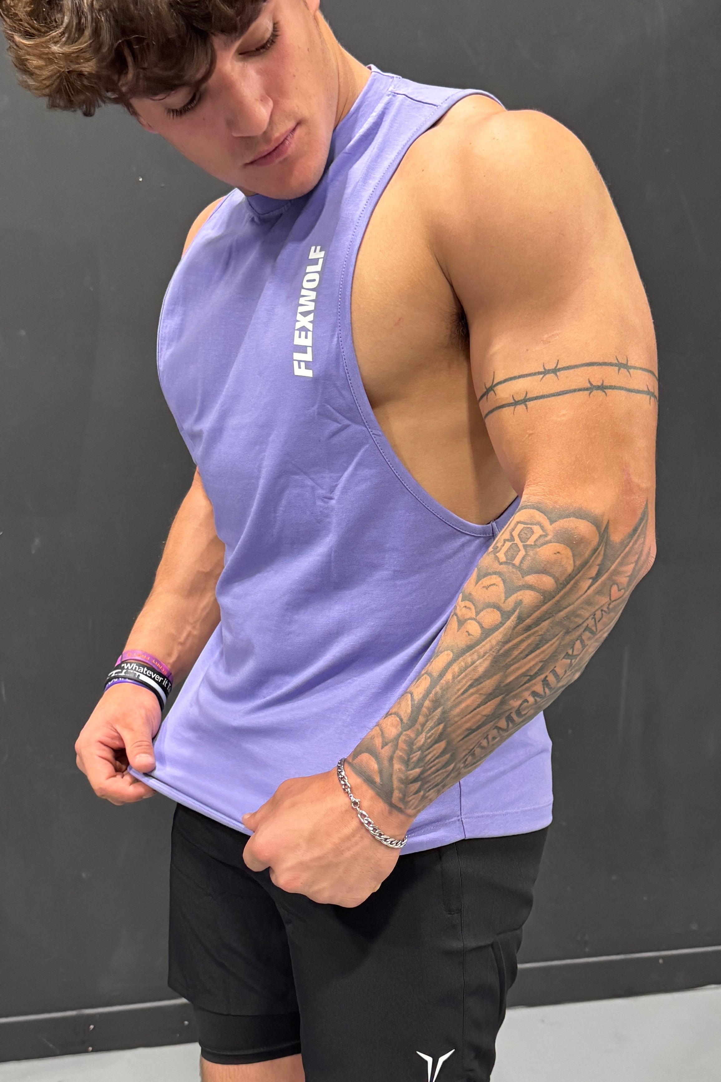 Flex Arm Tank